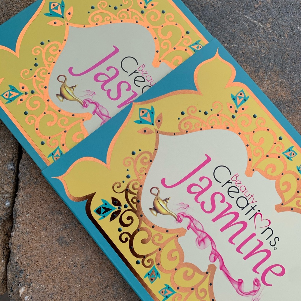 Beauty Creations Jasmine Eye shadow Pallet - Picture 2 of 4